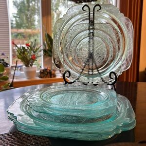 6 Piece Teal Madrid Recollection Vintage Indiana Glass Dinner and Lunch Plates